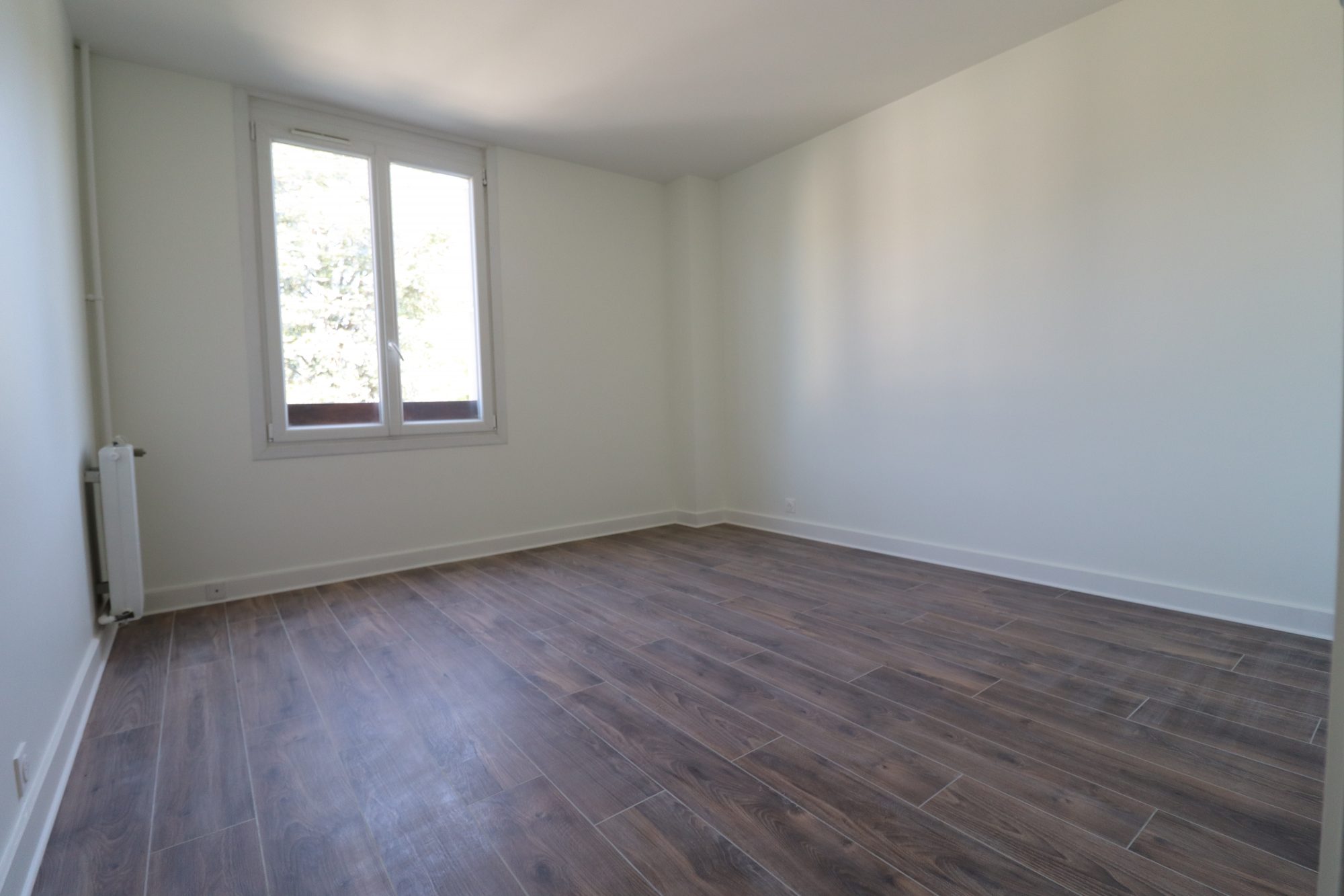 Images bien immobilier Louveciennes