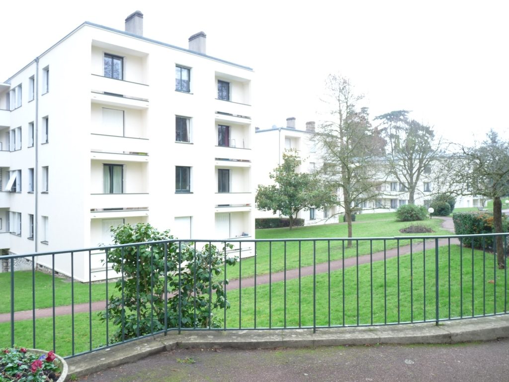 Images bien immobilier Louveciennes