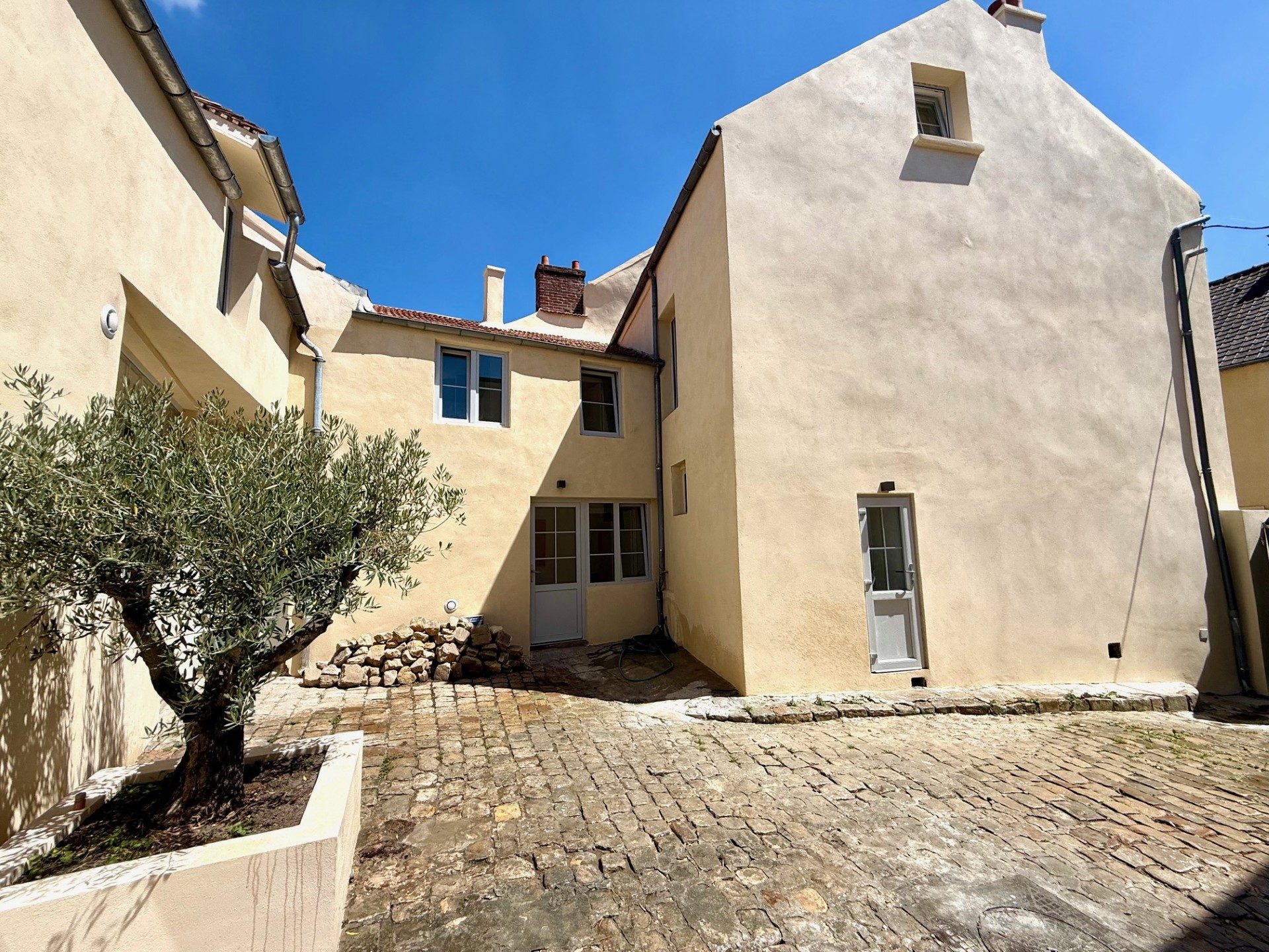 Images bien immobilier Louveciennes