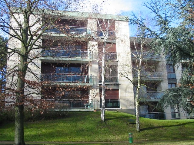 DEUX PIECES AVEC BALCON | 45.46m² - Louveciennes