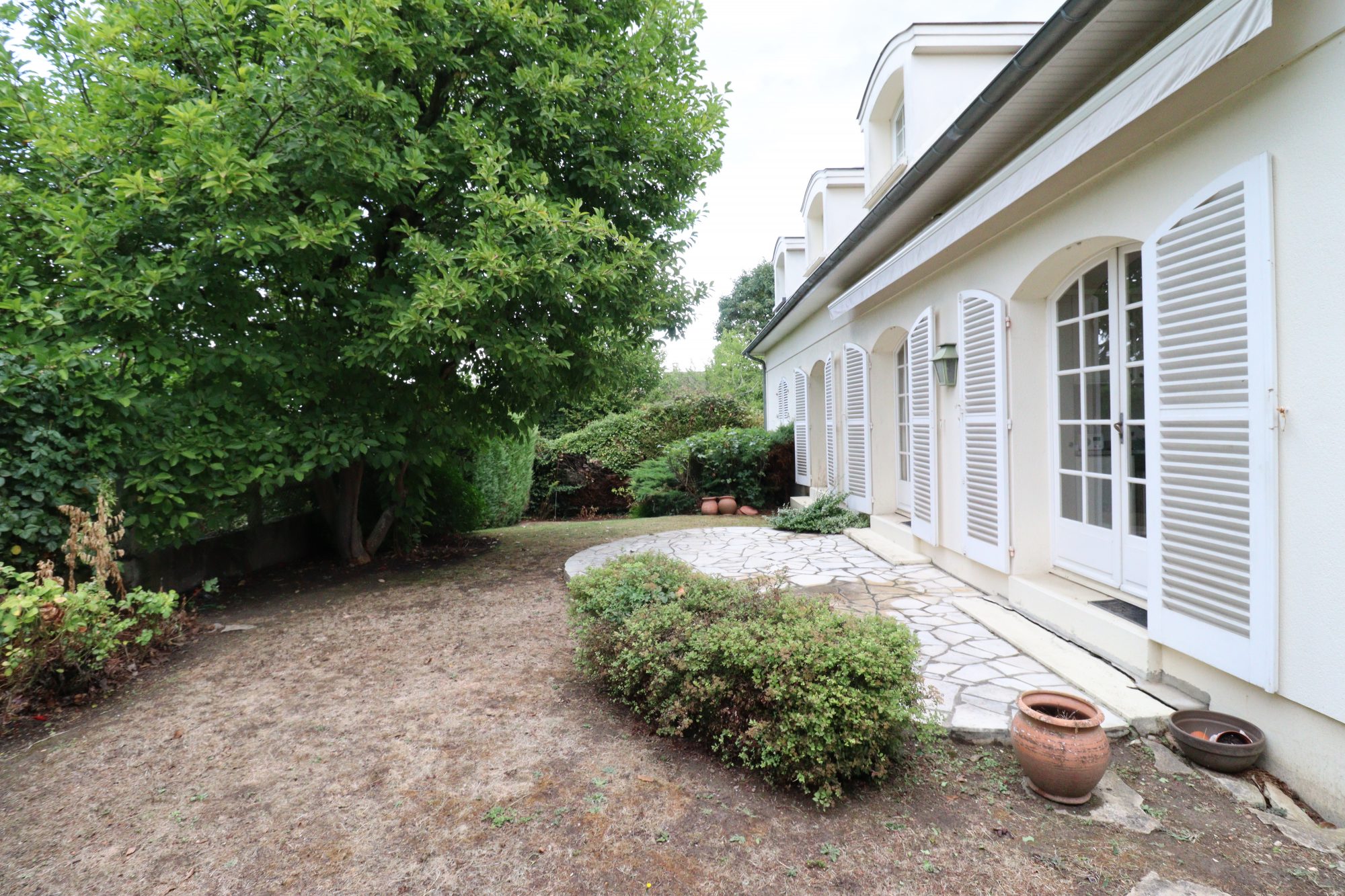 NOUVEAUTE SUR LOUVECIENNES | 205.46m² - Louveciennes