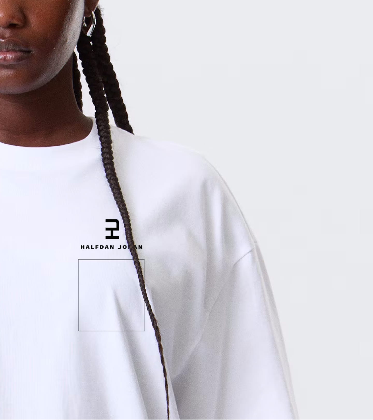 Women UGG® classic mini ii boots, black