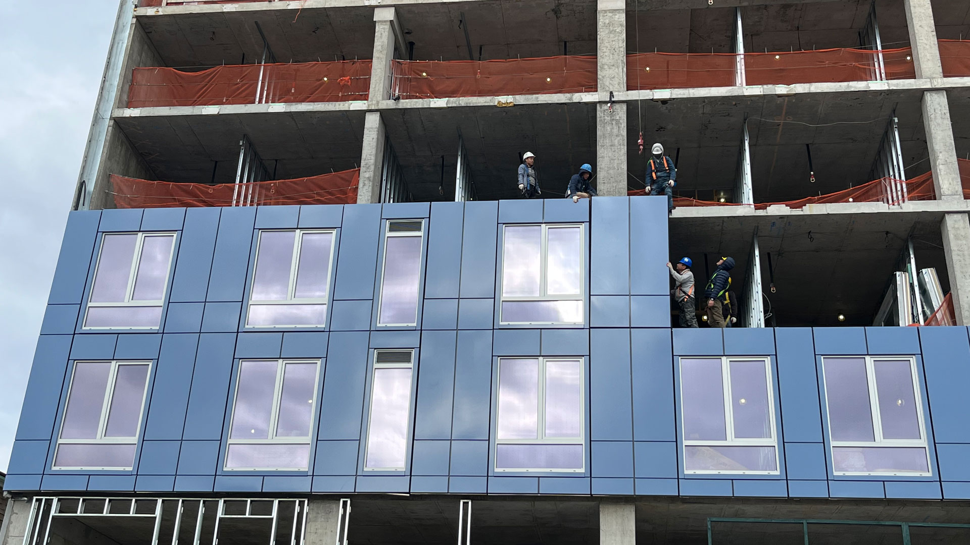 Redefining the Building Envelope: How Prefabricated Facade Systems Work