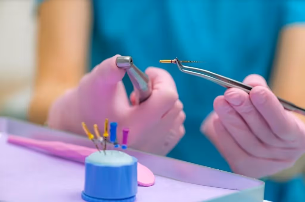 Aparatos utilizados en la endodoncia