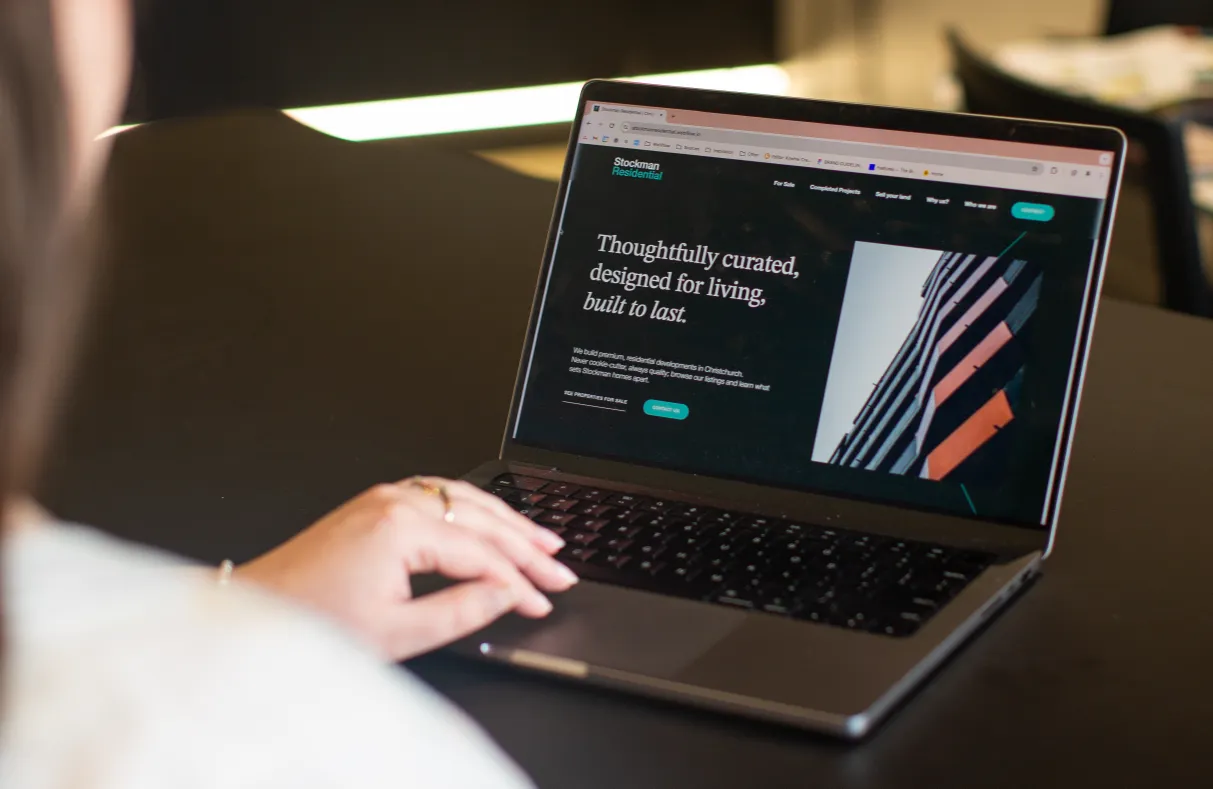 Top 10 tips for a successful website that converts leads