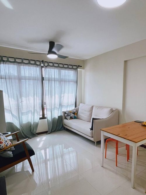 240A Jurong East Ave 1 (3A Flat)