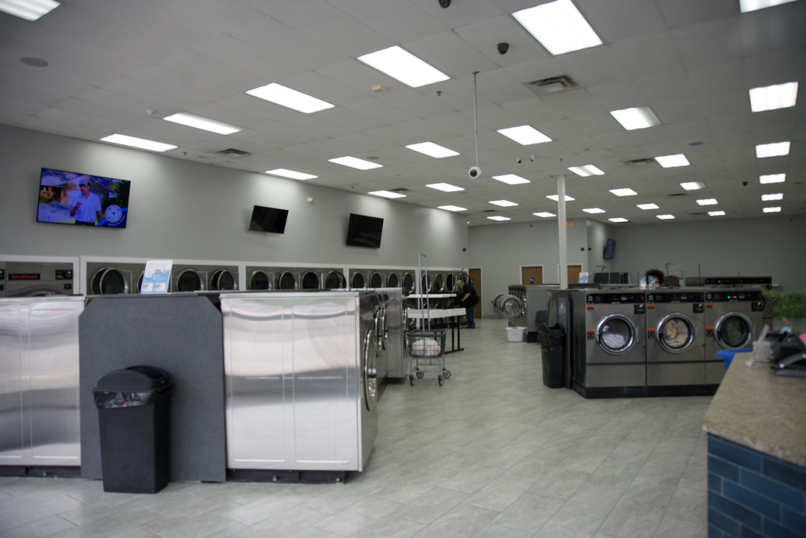Wide view of the laundry floor at our Detroit facility