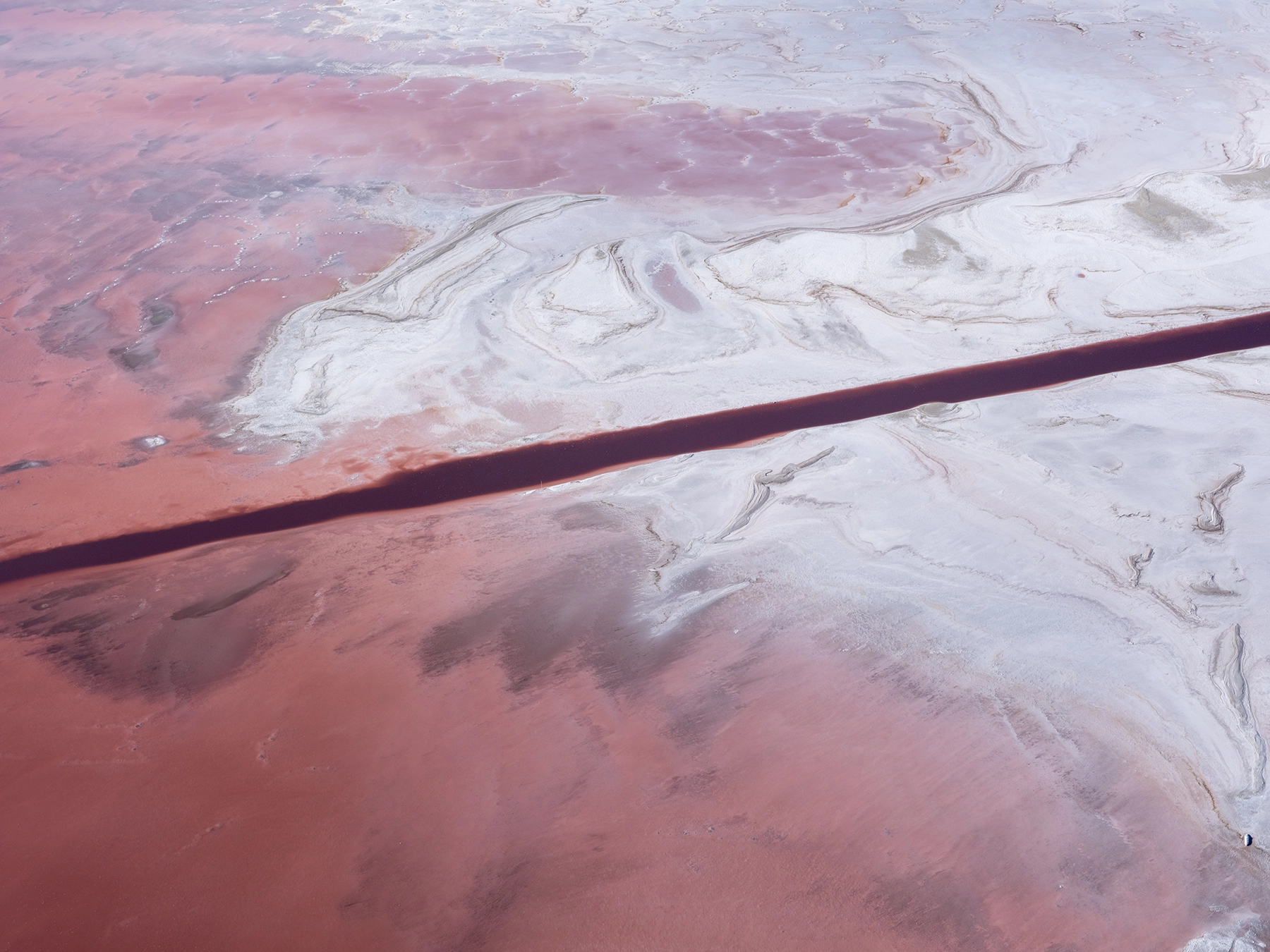 Behrens Trench, Great Salt Lake, Red Water