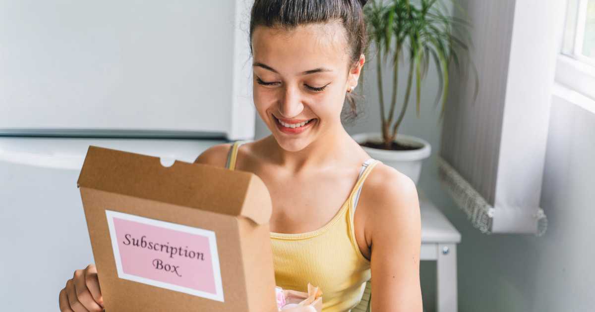 Learn How to Build a Subscription Box | a2b Fulfillment