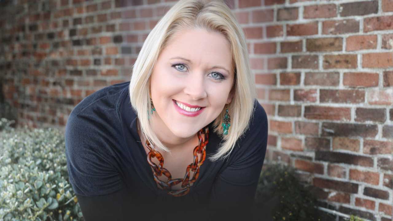 Employee Profile - Nicohle