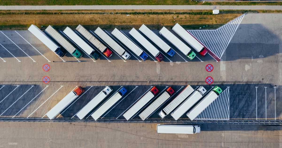 Why DTC eCommerce Brands Should Use Multiple Shipping Carriers