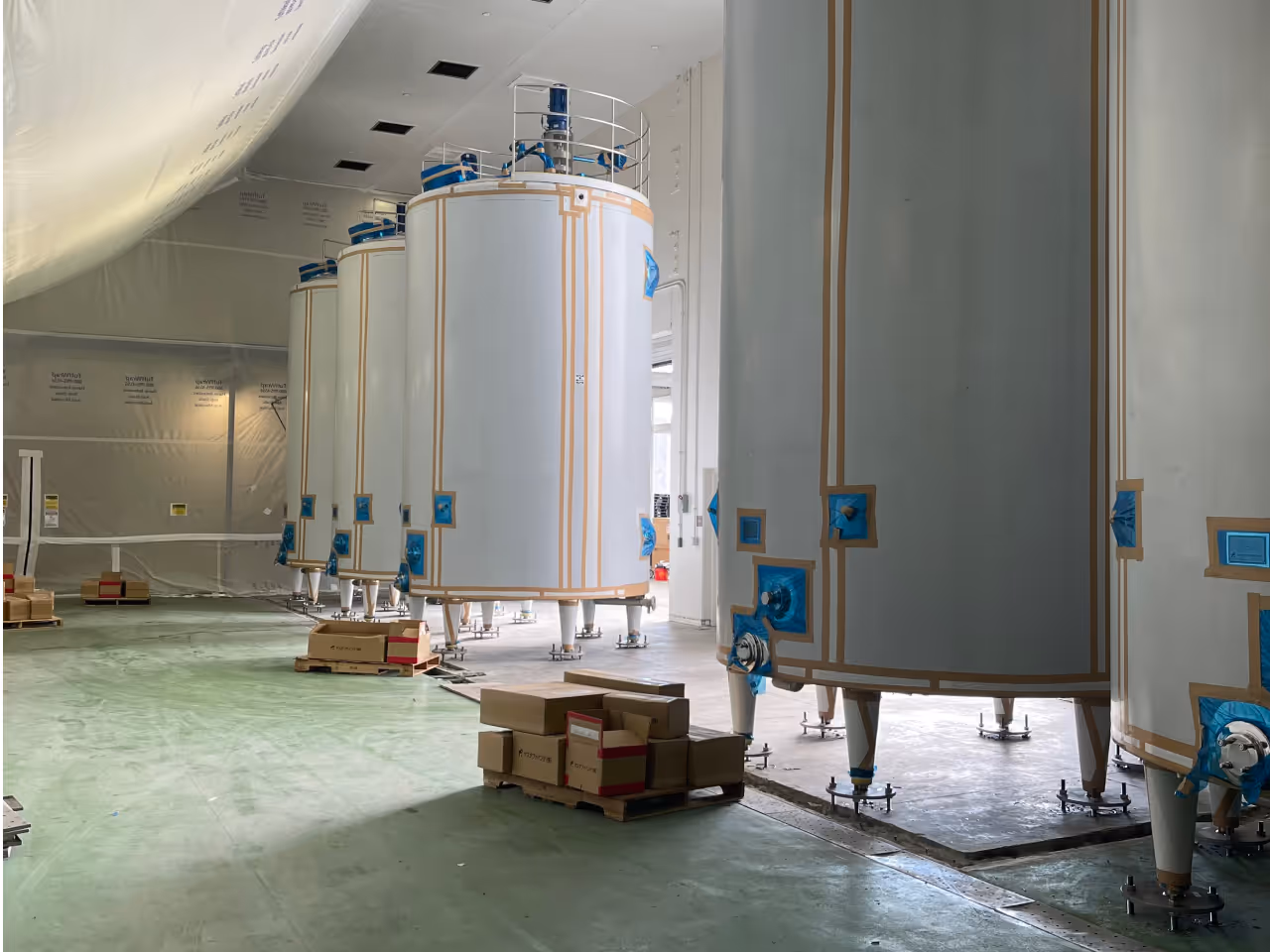Clean room equipment in a clean room solution.