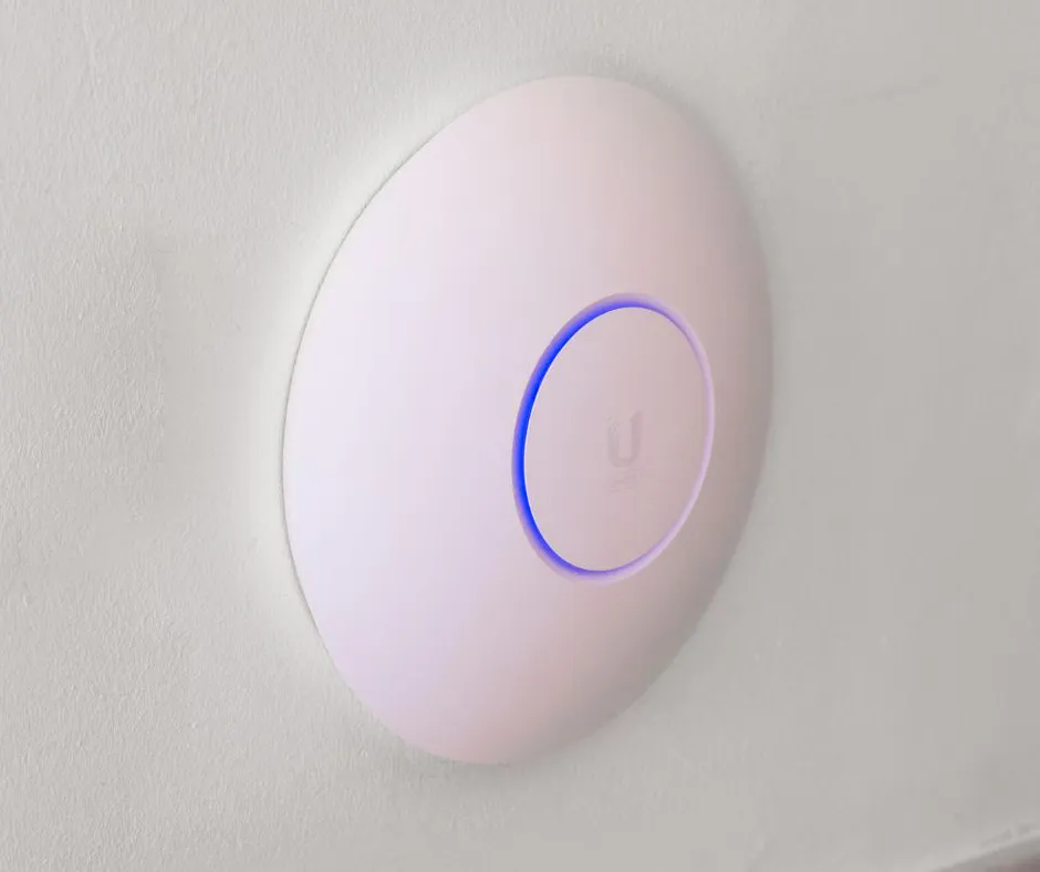 Ubiquiti access point for home automation in the Algarve