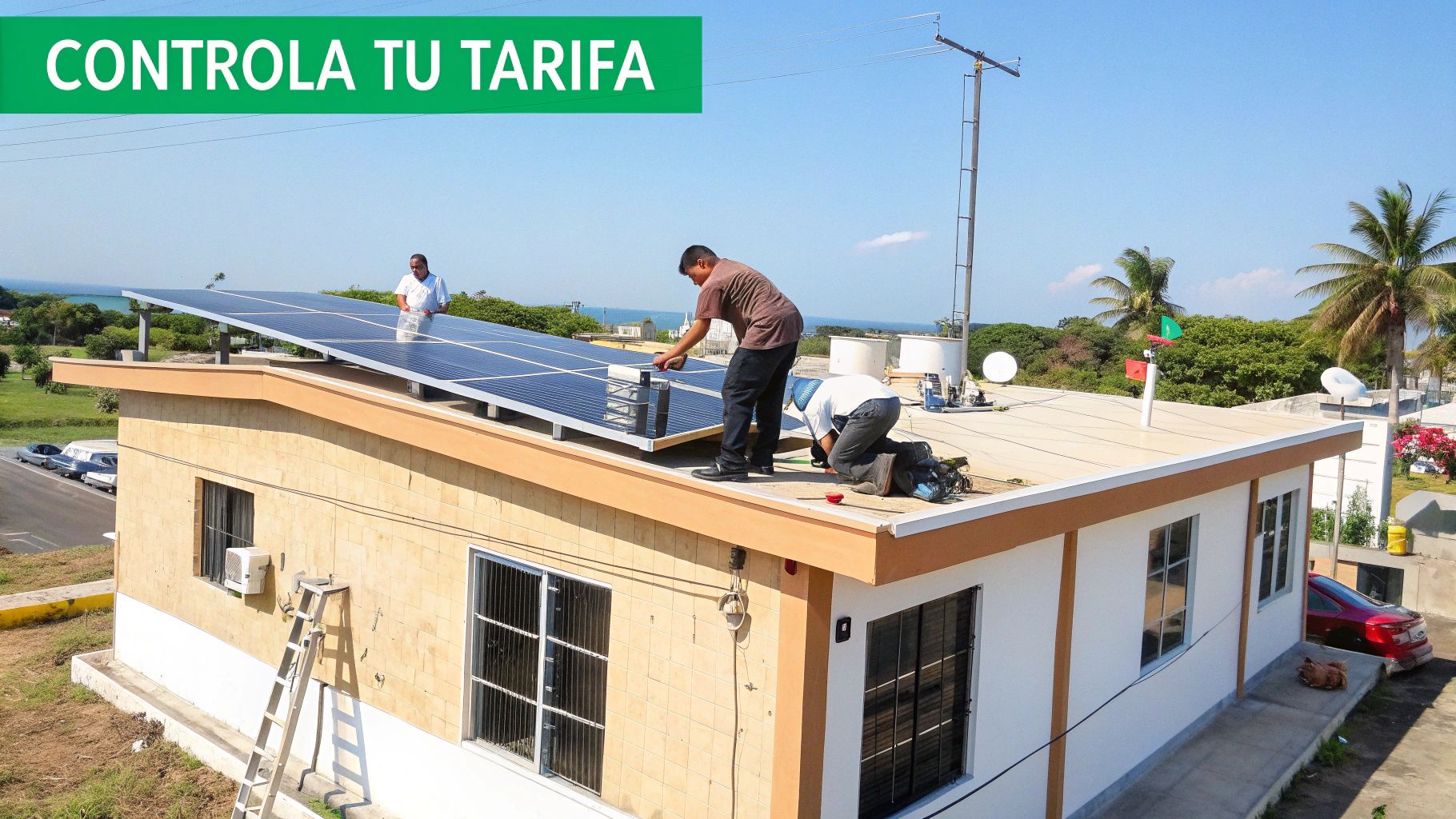 Trabajadores instalan paneles solares en el techo de una casa para controlar la tarifa de electricidad.