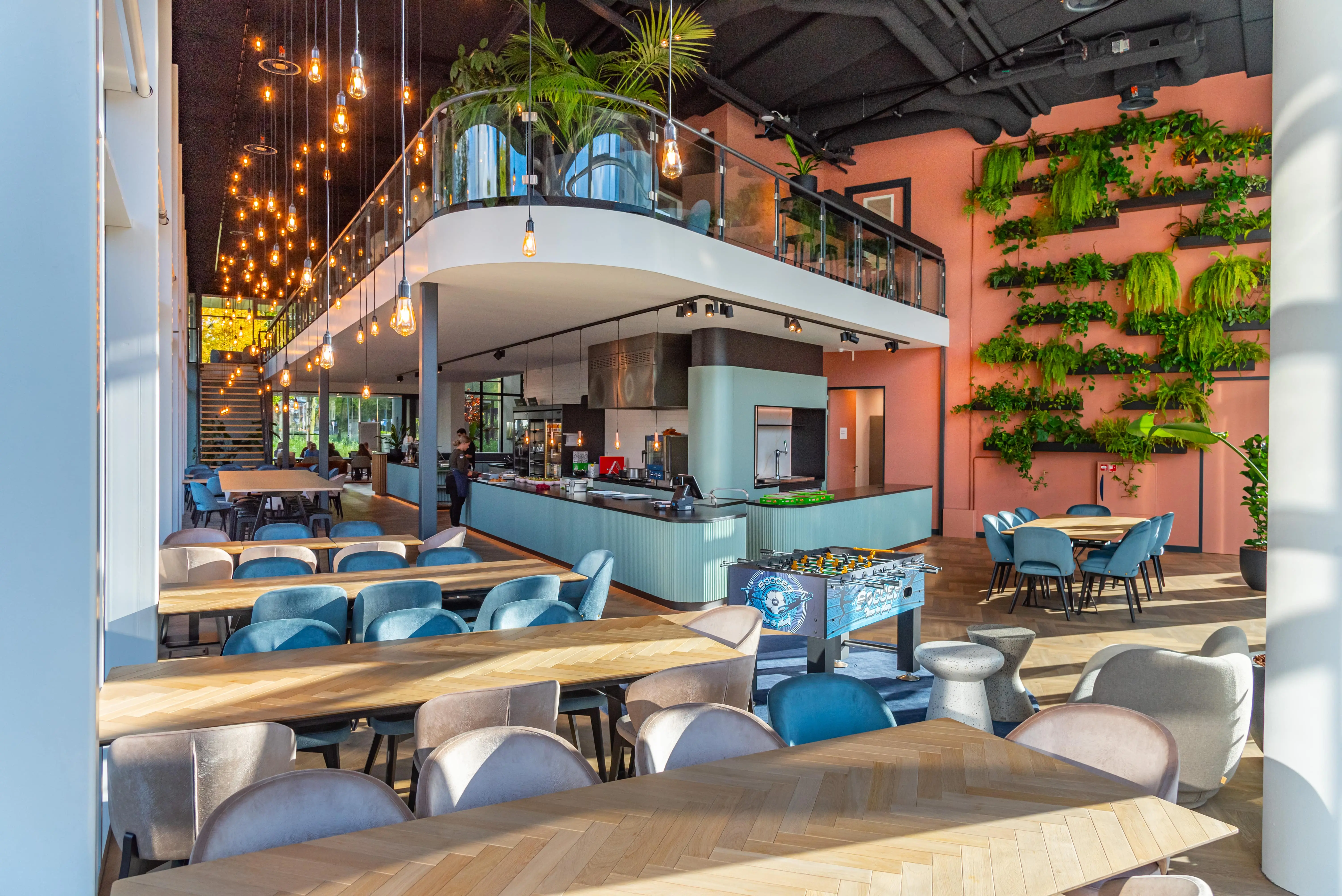 Foto 12, Lunchruimte-min.webp