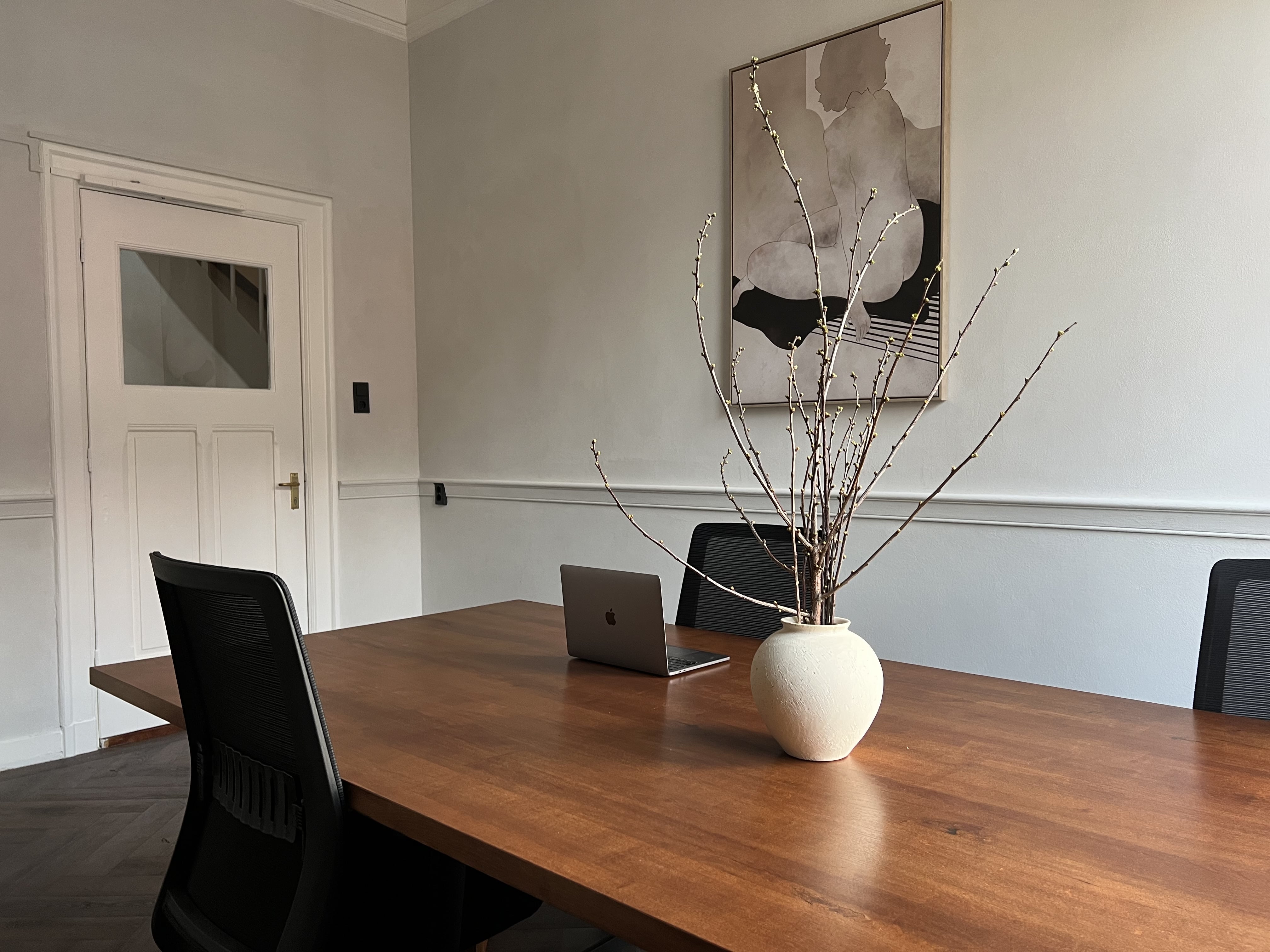 3. Creativegrounds - Private Office 7E2-min.jpg