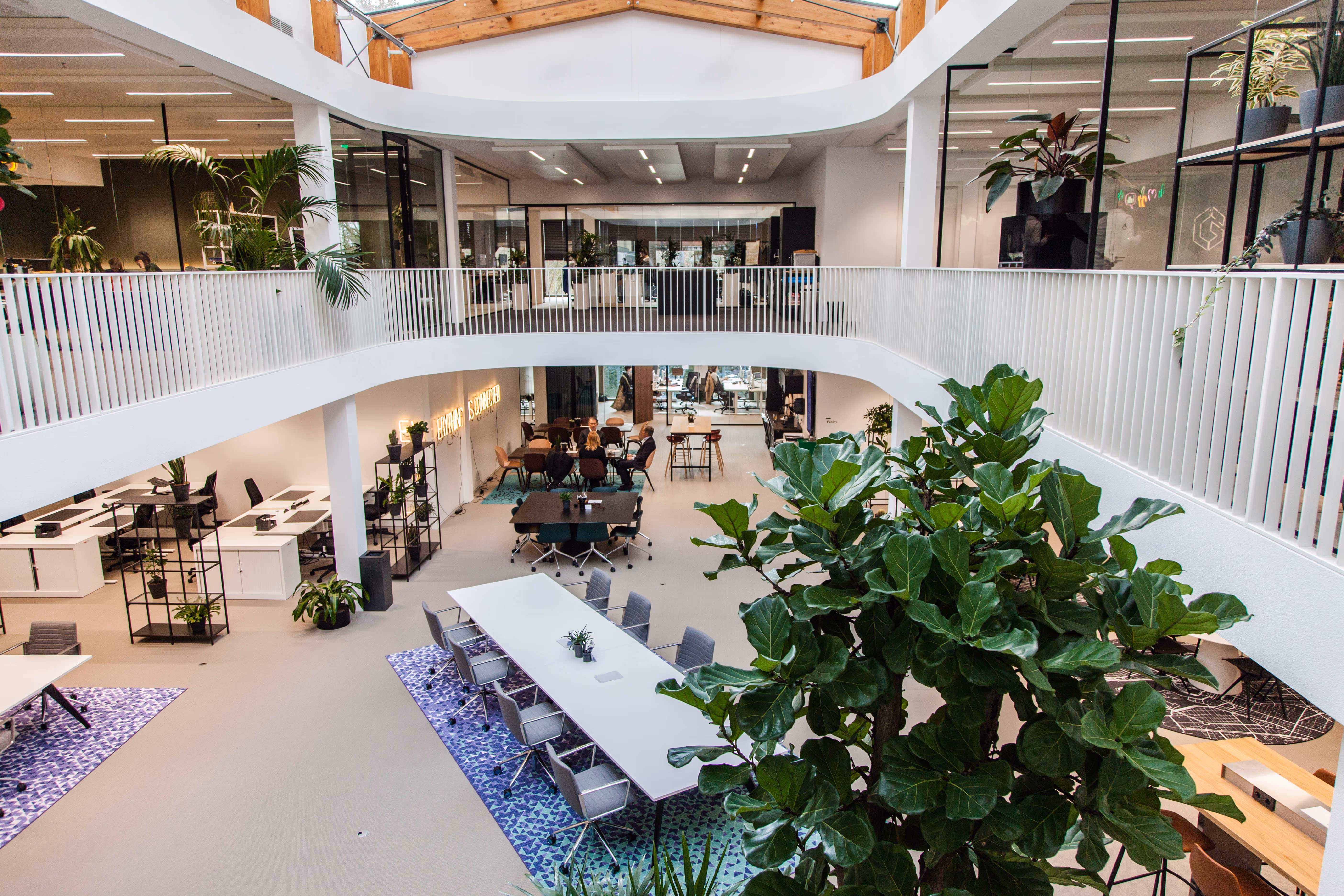 Kantoor Huren in Amsterdam: Hyper Moderne Kantoorruimte bij EDGE Olympic in de Amsterdamse Stadionbuurt