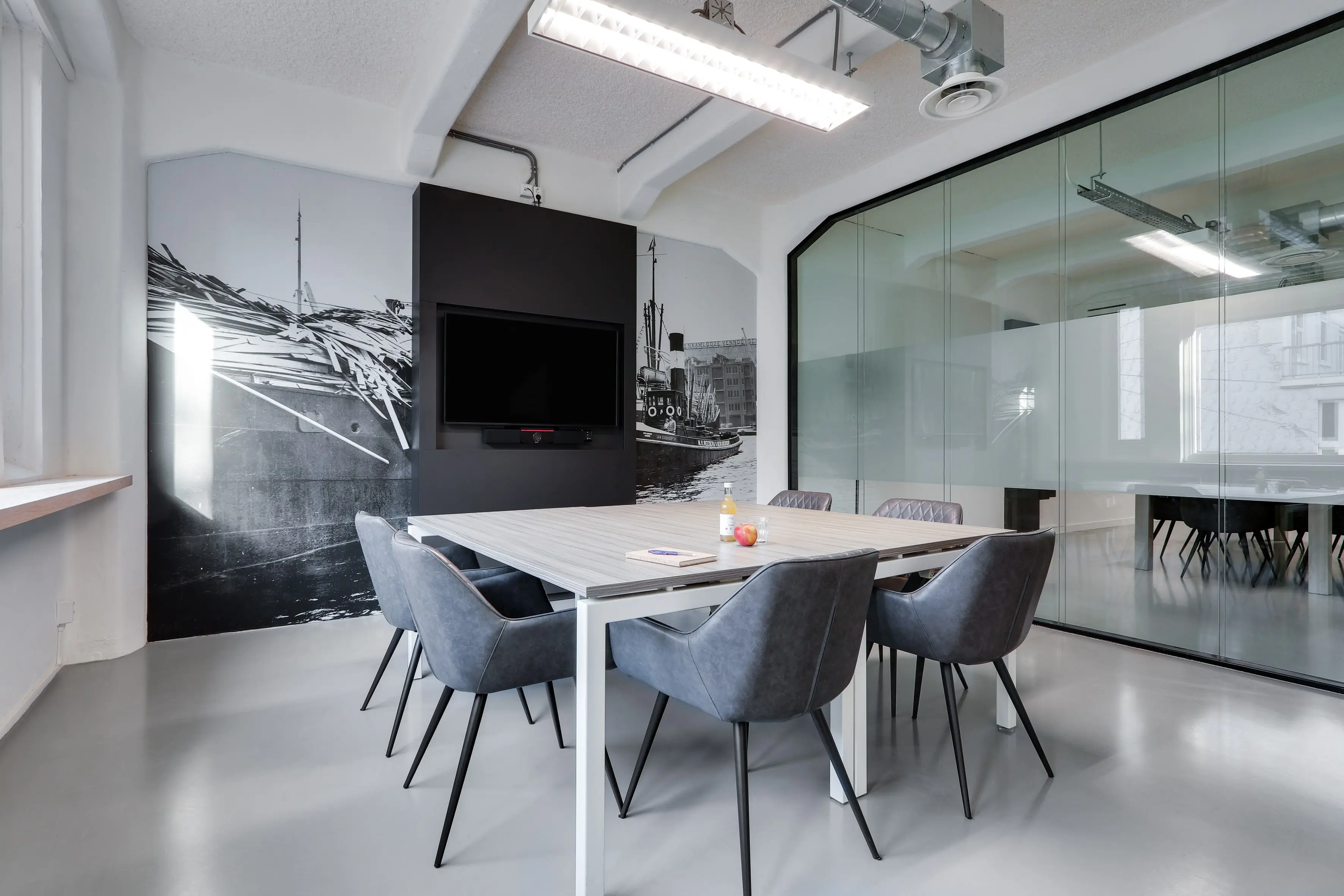 8 Amsterdam Houthavens-V1-min.webp