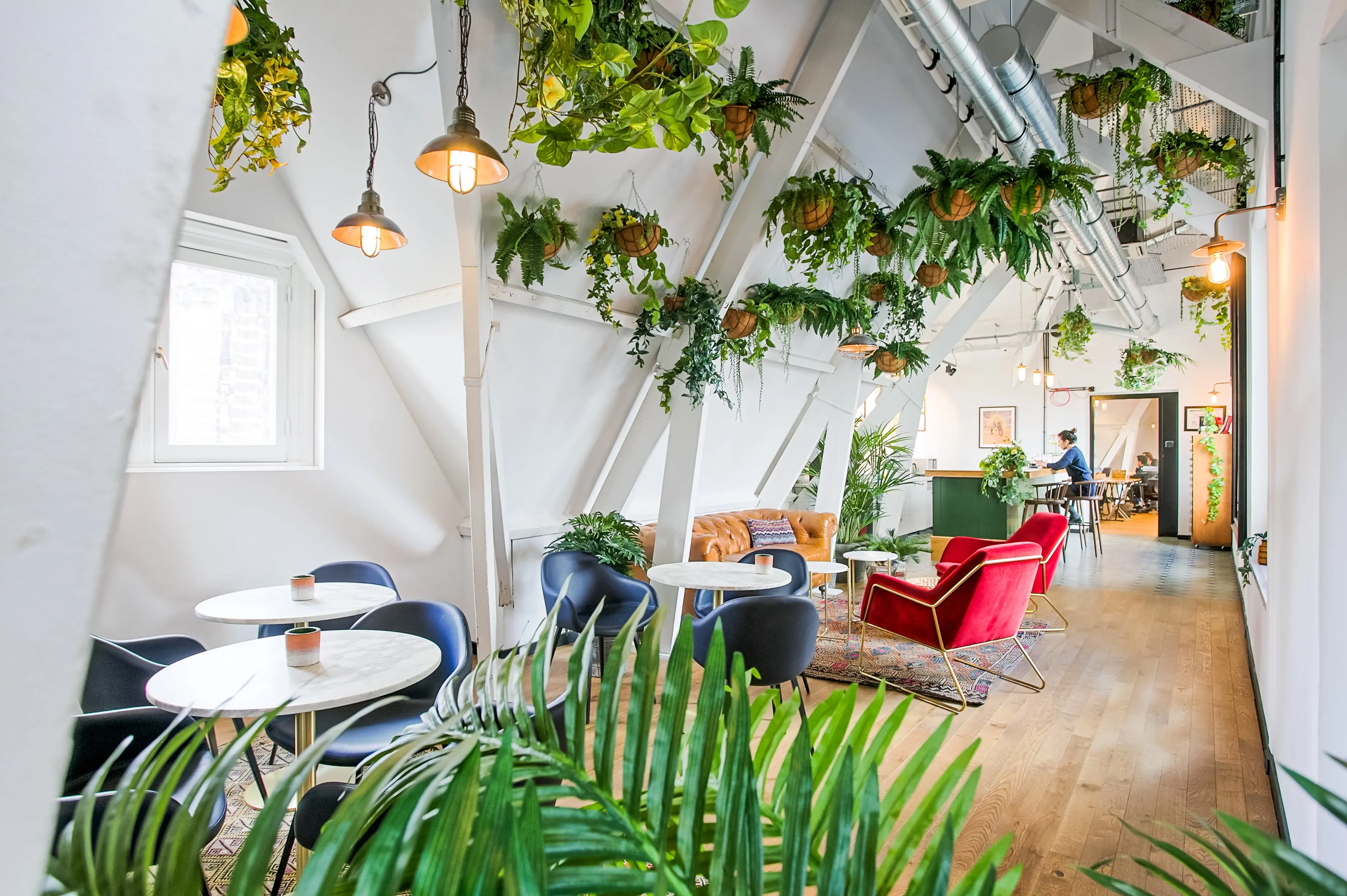 Mindspace Dam, Amsterdam (2)-min.webp