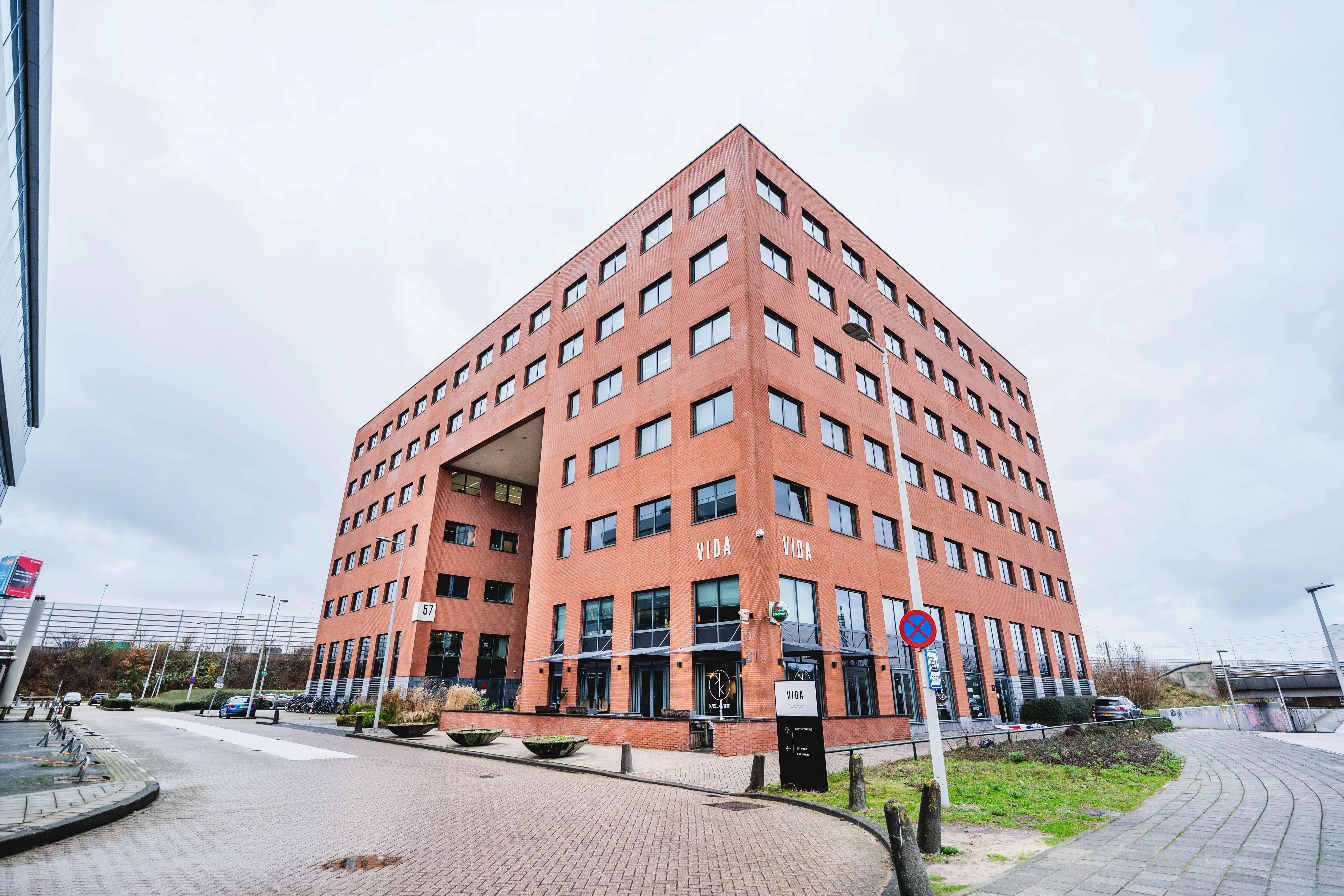 Kantoorruimte_huren_Amsterdam_Kabelweg_57_1-min.webp