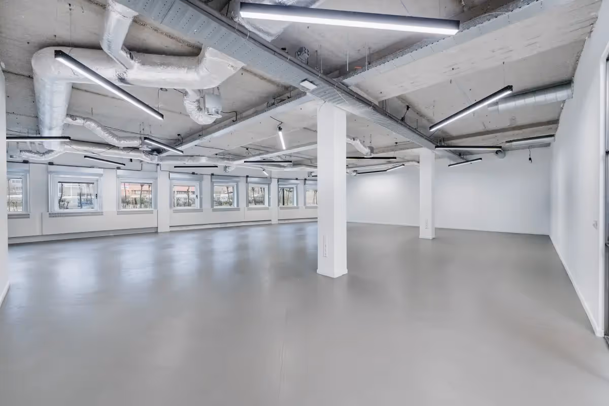 Kantoorruimte_huren_H.J.E._Wenckebachweg_100_3.webp