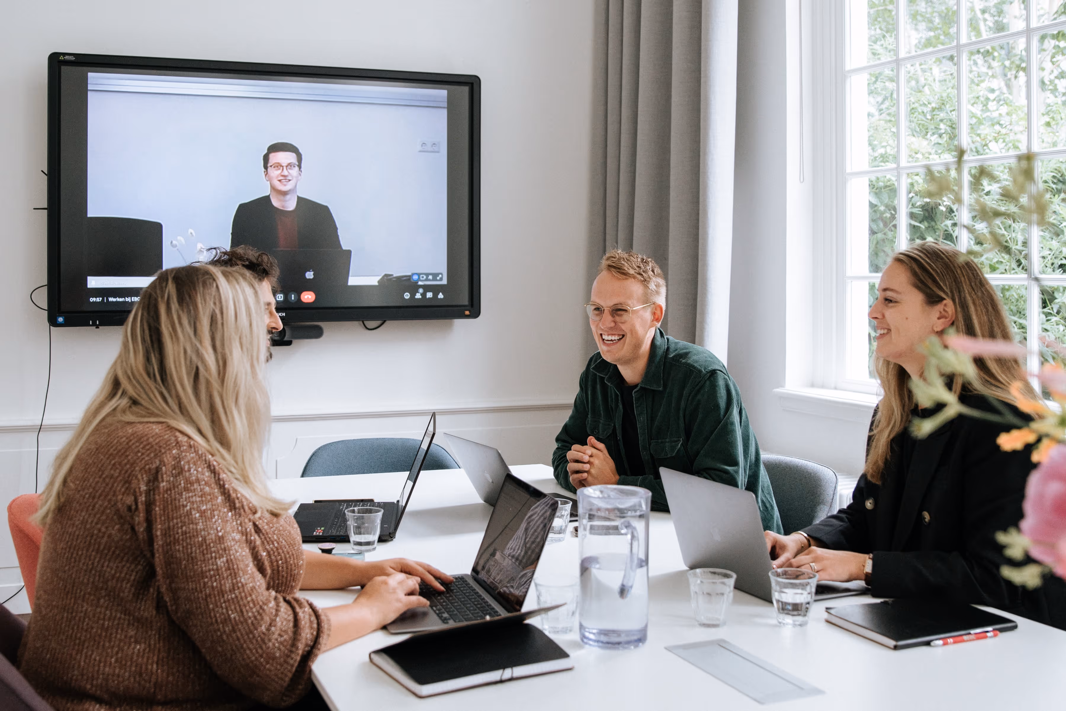 Vergaderruimte Tuinhuis-min.jpg