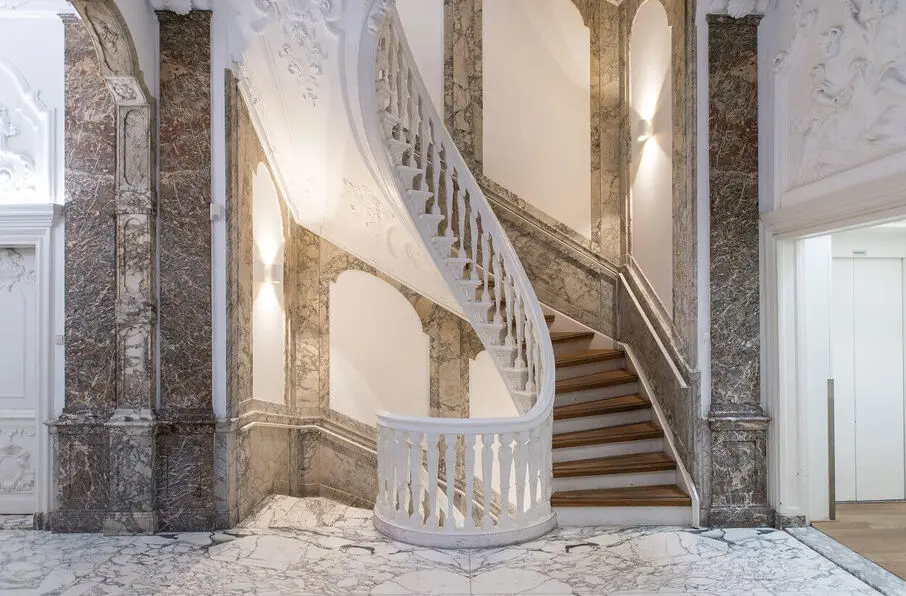 Herengracht Staircase-min.webp