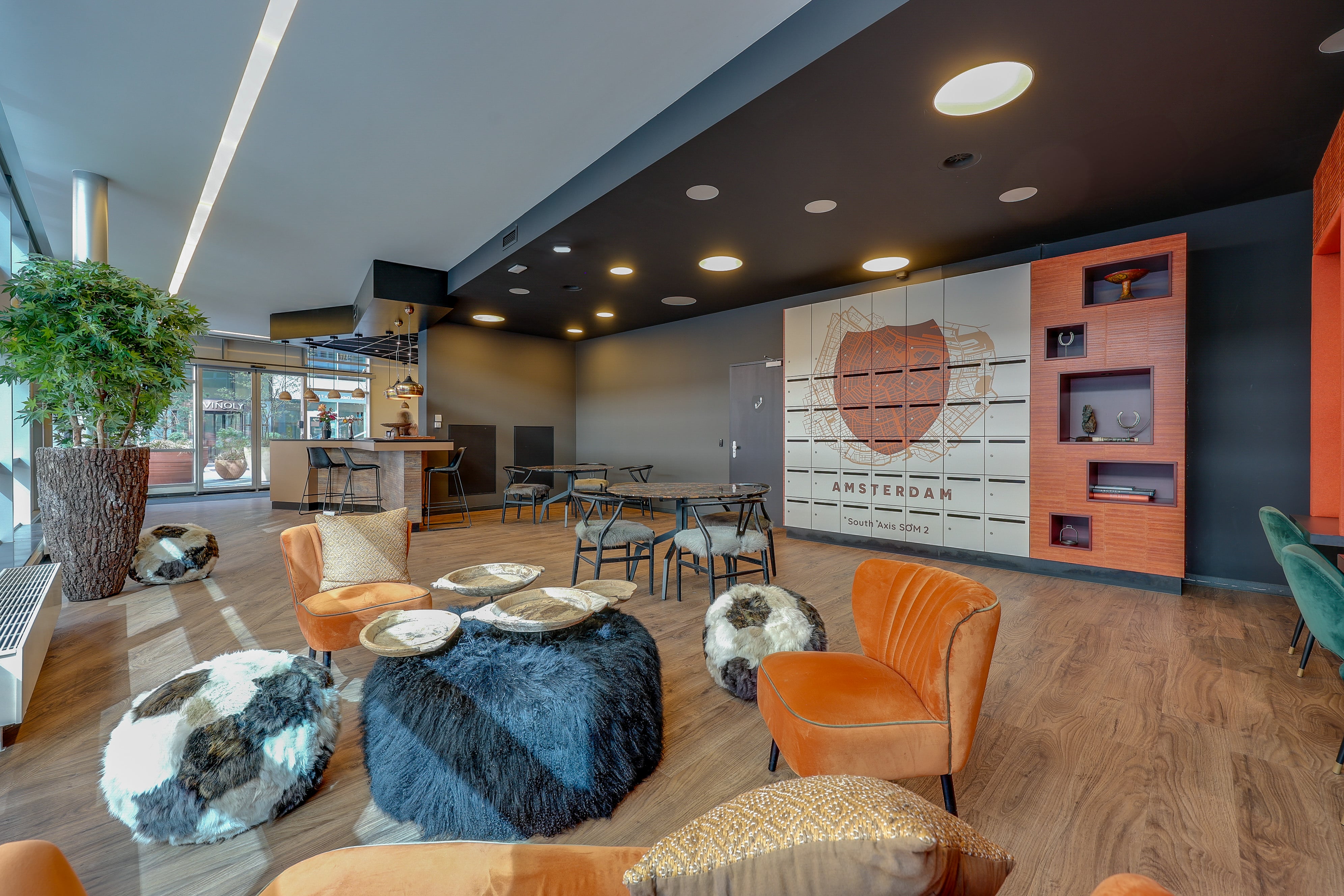 NEW Tribes Amsterdam South Axis SOM 2 - Coworking 5-min.jpg