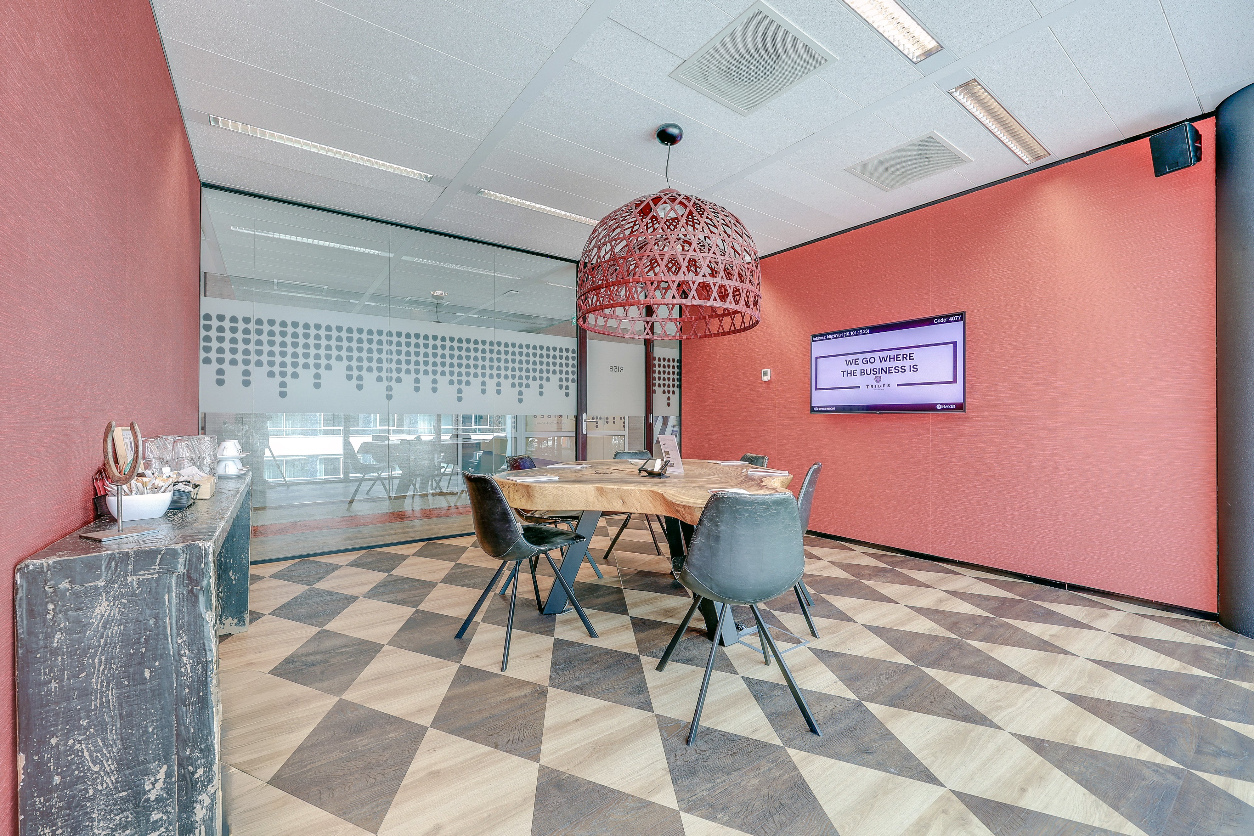 NEW Tribes Amsterdam South Axis SOM 2 - Meeting Room 11-min.jpg