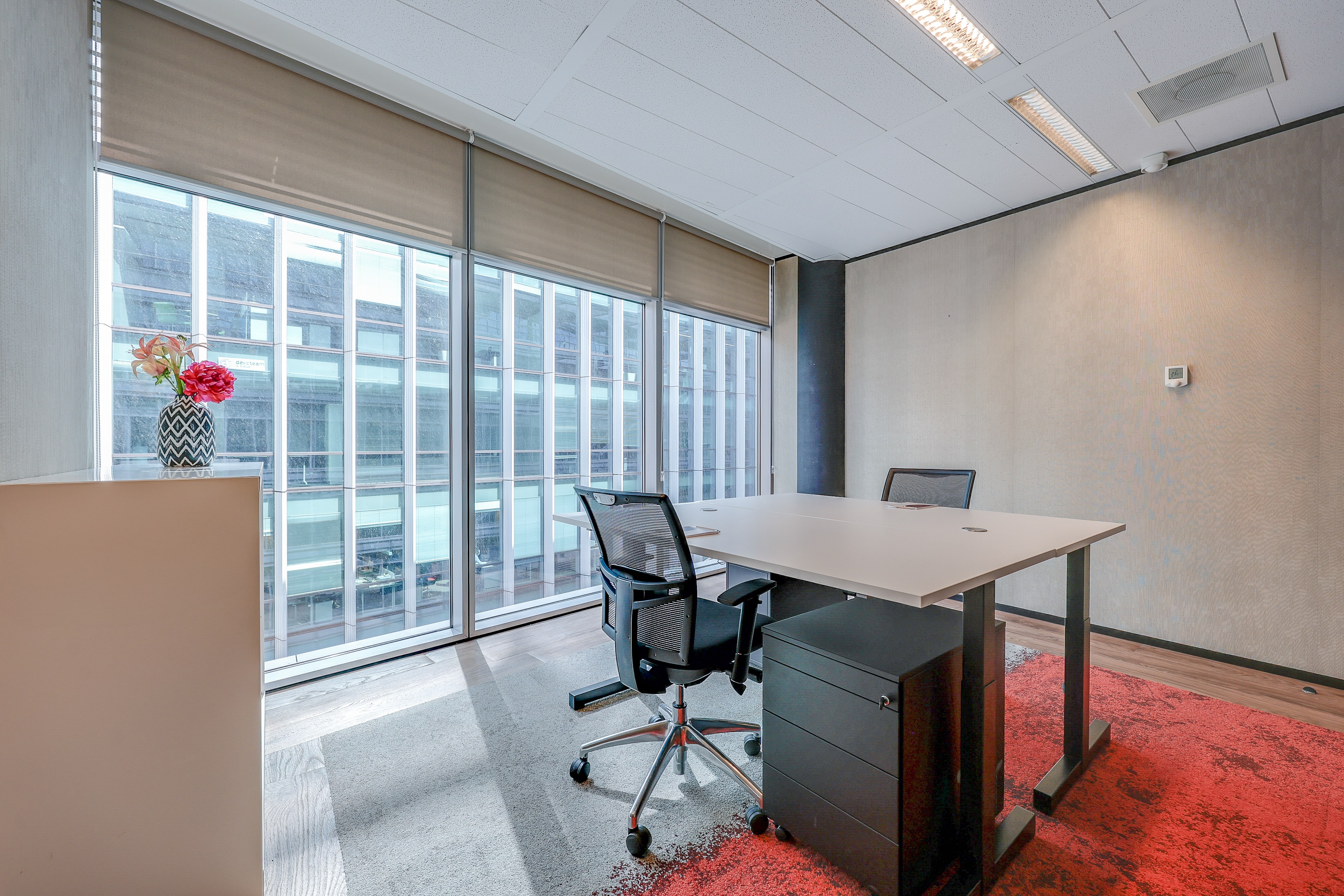 NEW Tribes Amsterdam South Axis SOM 2 - Private Office 5-min.jpg