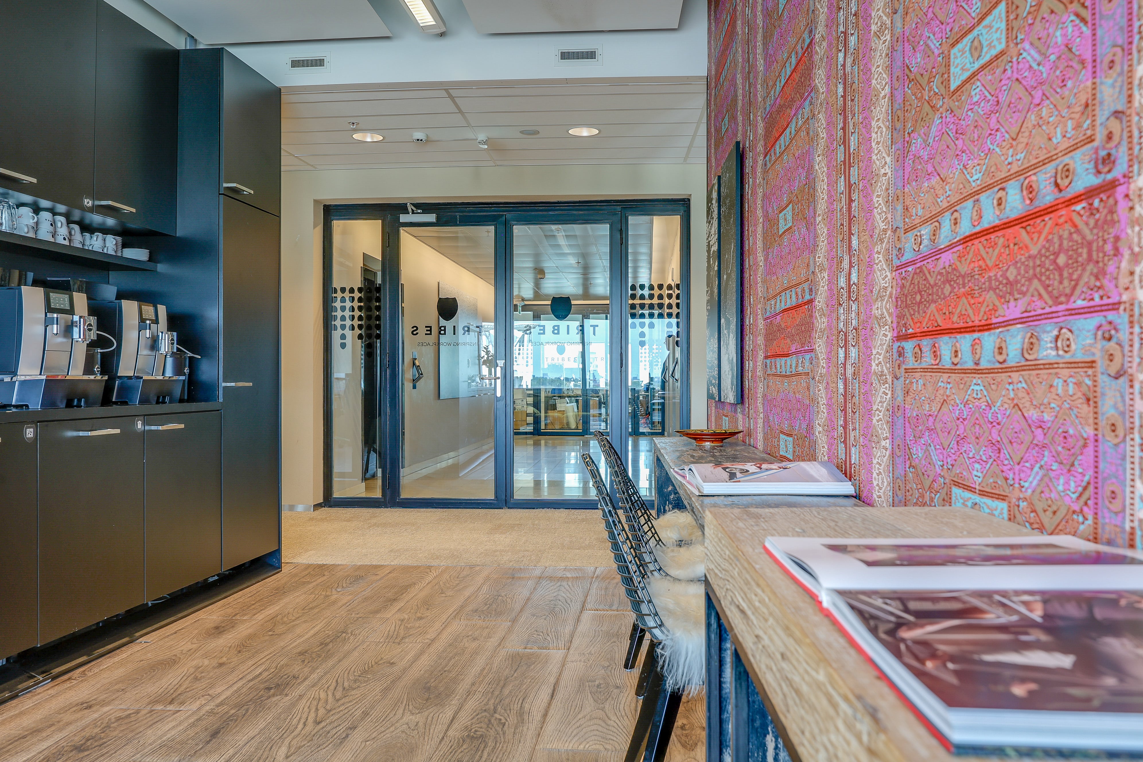 NEW Tribes Amsterdam Arena - Coworking 3-min.jpg