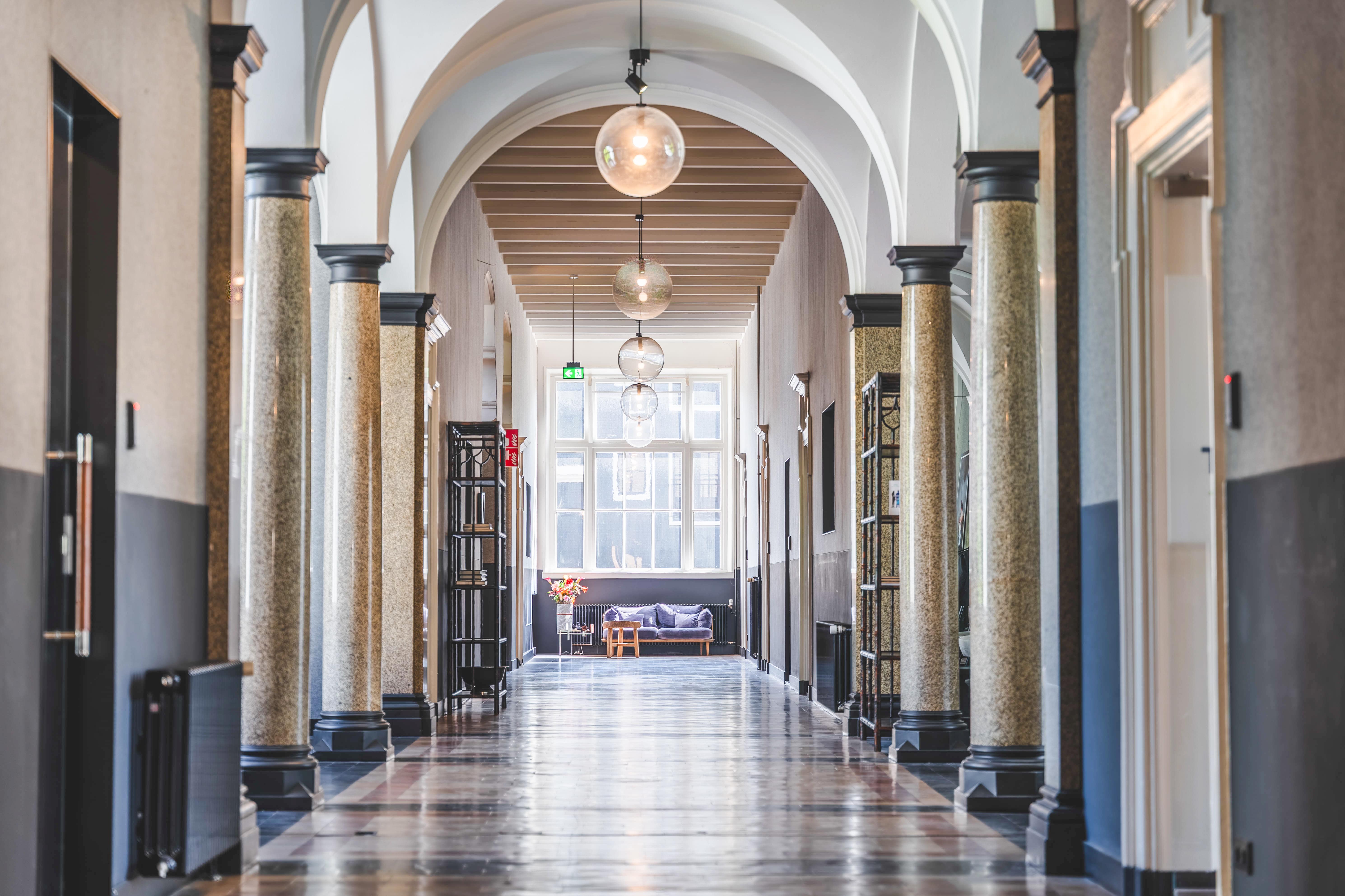 NEW Tribes Amsterdam City Centre Raamplein - Corridor 3-min.jpg