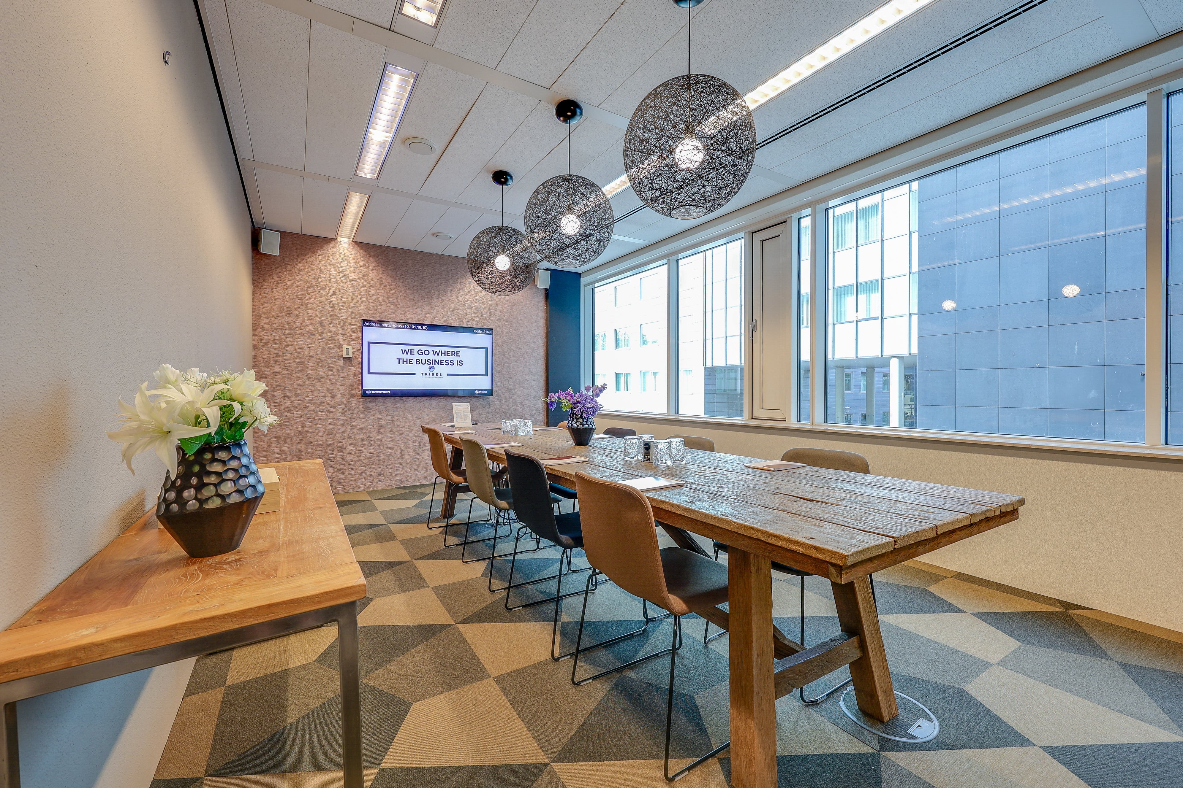 NEW Tribes Amsterdam Adam Smith - Spark 3-min.jpg