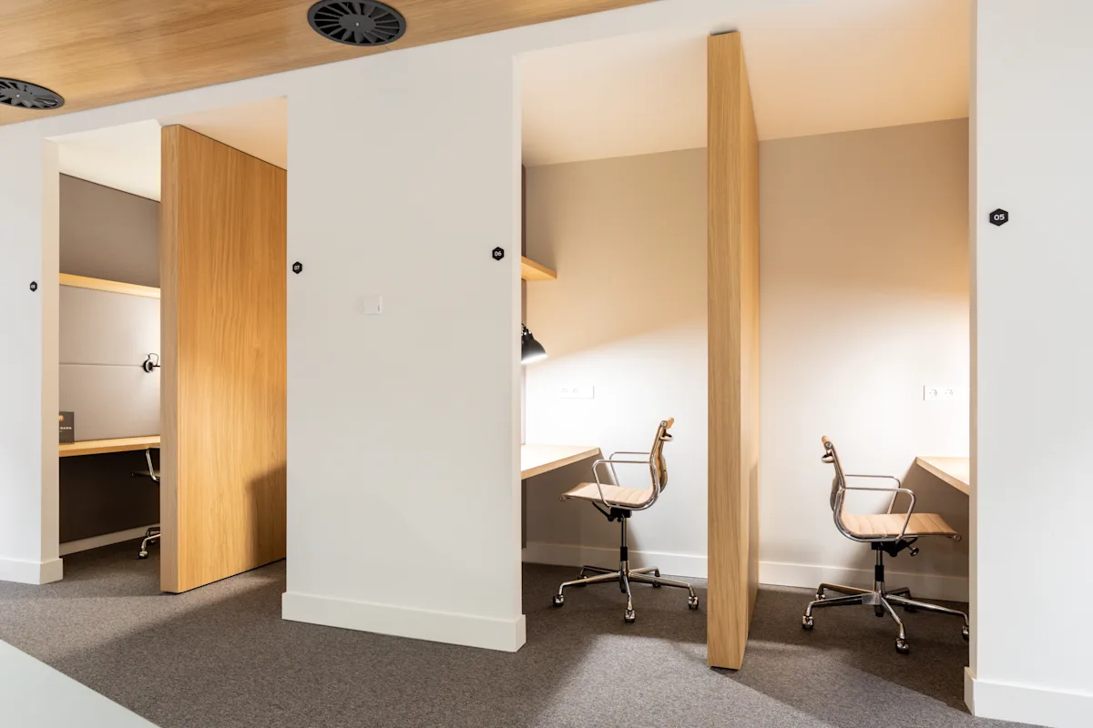 Spaces, Evert van de Beekstraat 202, Terminal 1 - 4.webp