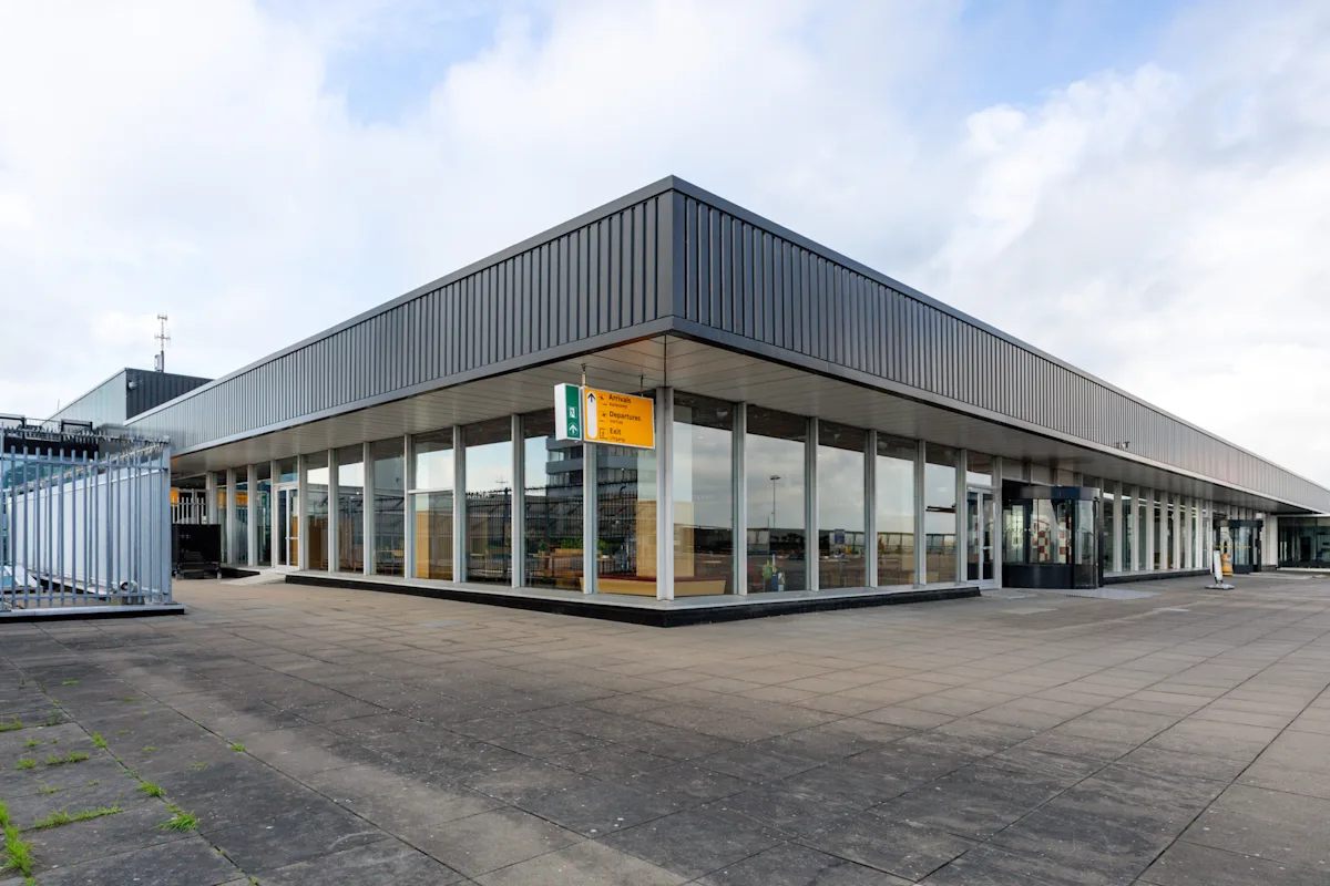 Spaces, Evert van de Beekstraat 202, Terminal 1 - 1.webp