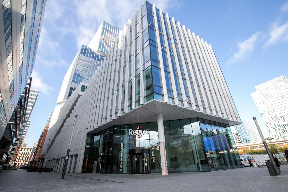 Gustav Mahlerplein 2, Vinoly