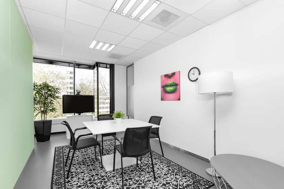 Regus, De Cuserstraat 93 - 6.webp