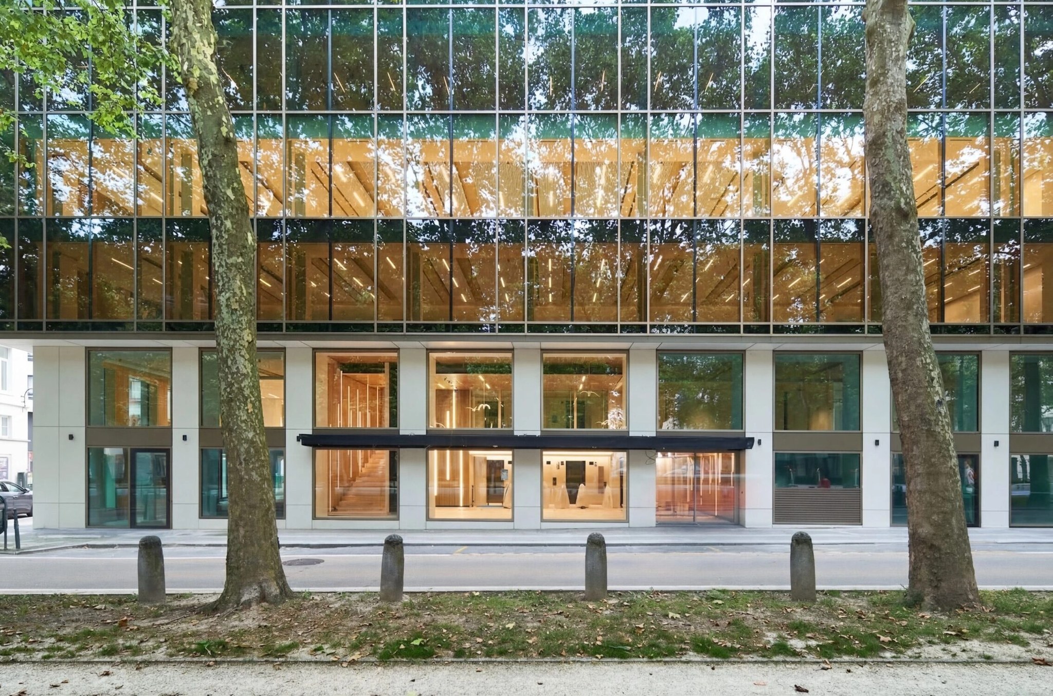 Avenue Louise 104 - The Precedent