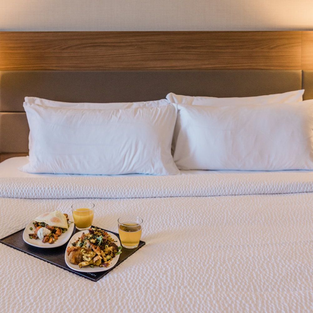 image of a beautifully plated sushi dish (for a japanese restaurant)