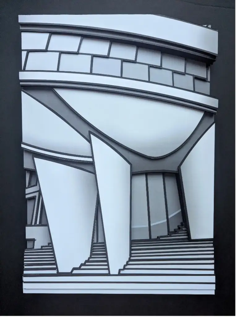 Bas-relief architectural noir et blanc, arche massive sur piliers en V, escaliers superposés, style brutaliste épuré 