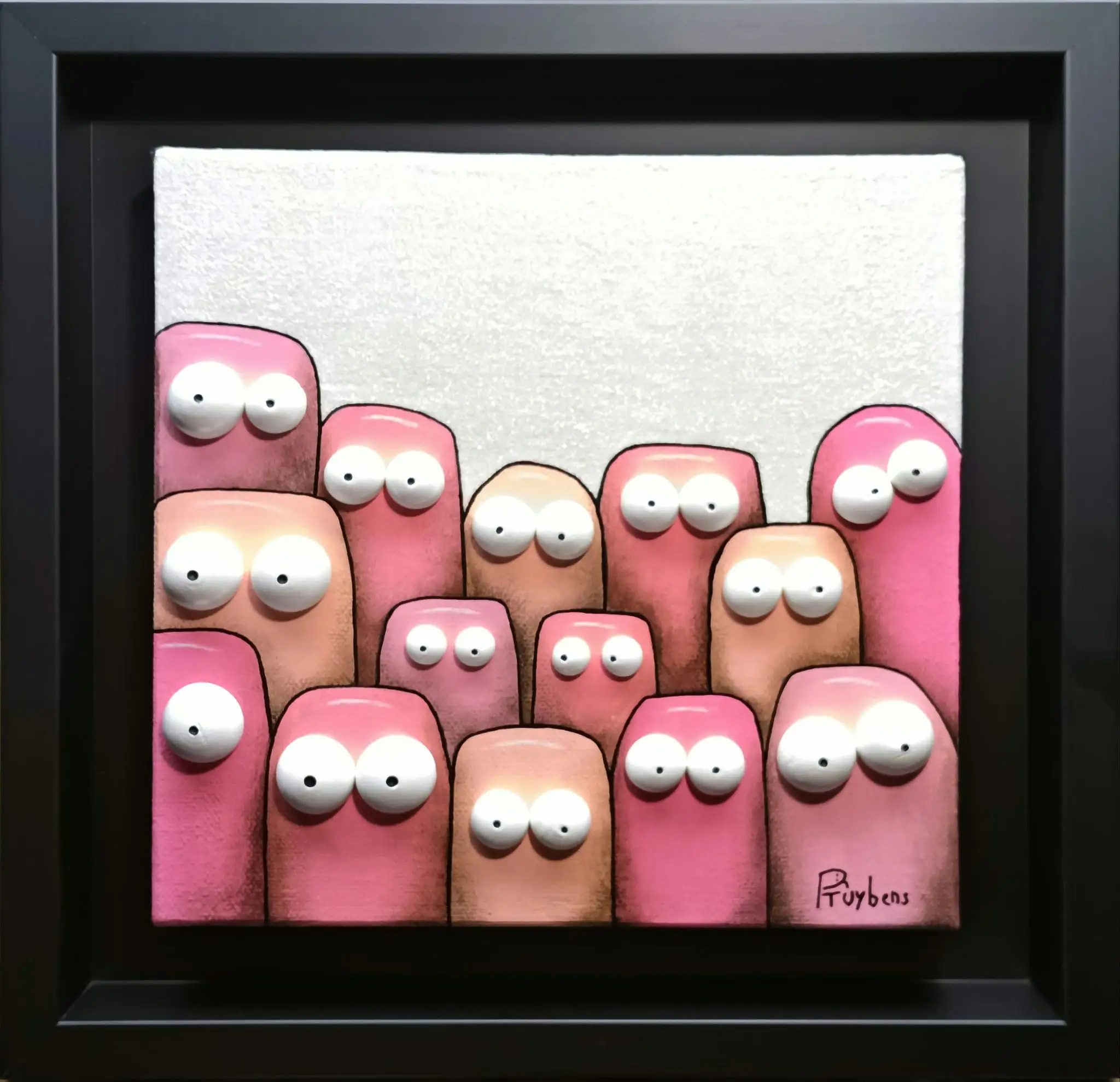 Foule compacte de personnages roses aux yeux ronds en relief sur fond banc