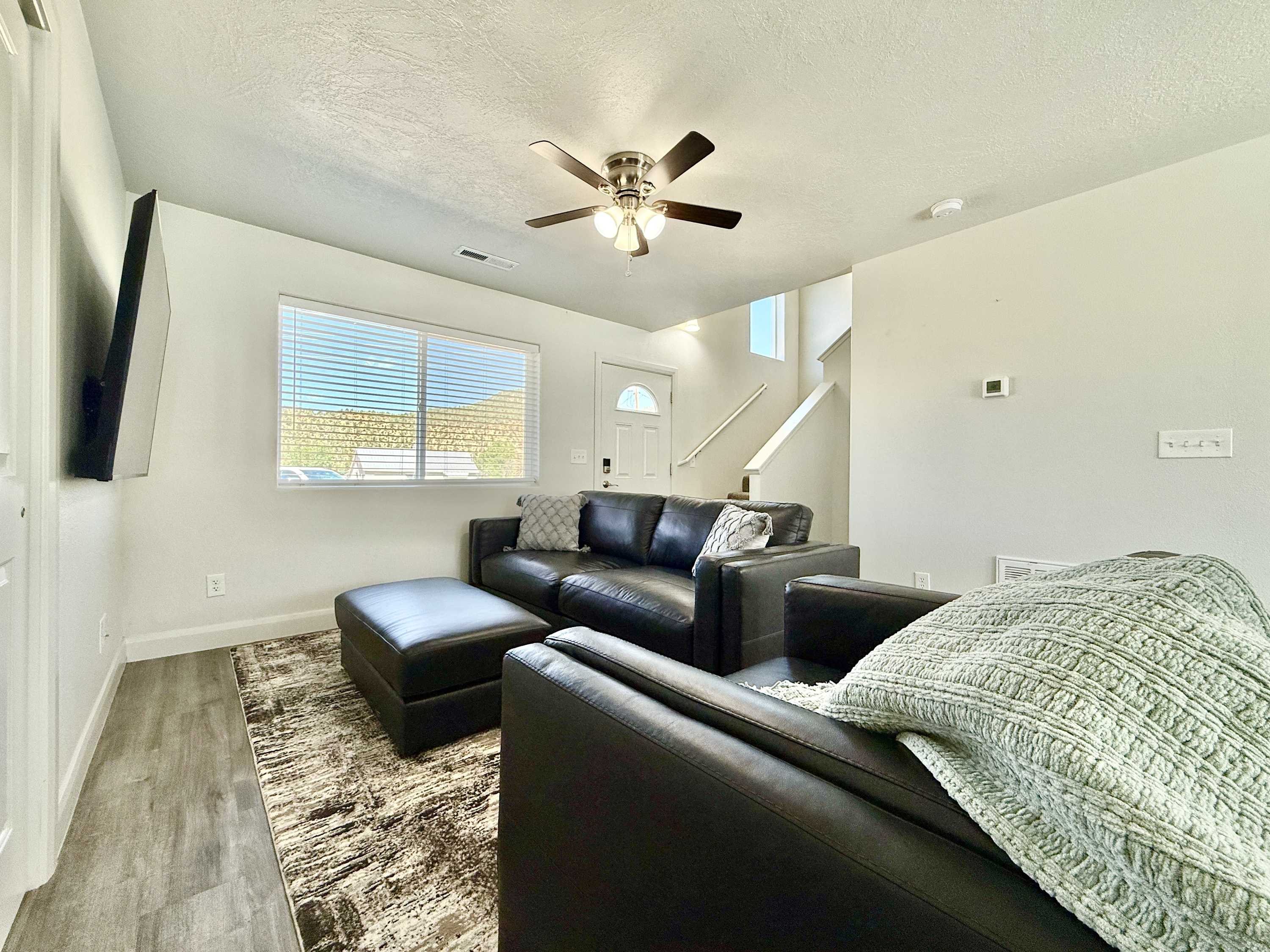 Glendale Getaway 2 vacation rental in Glendale