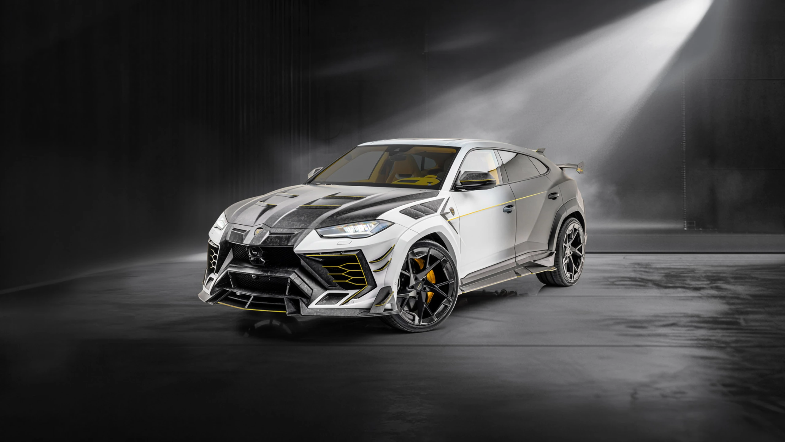 www.mansory.com