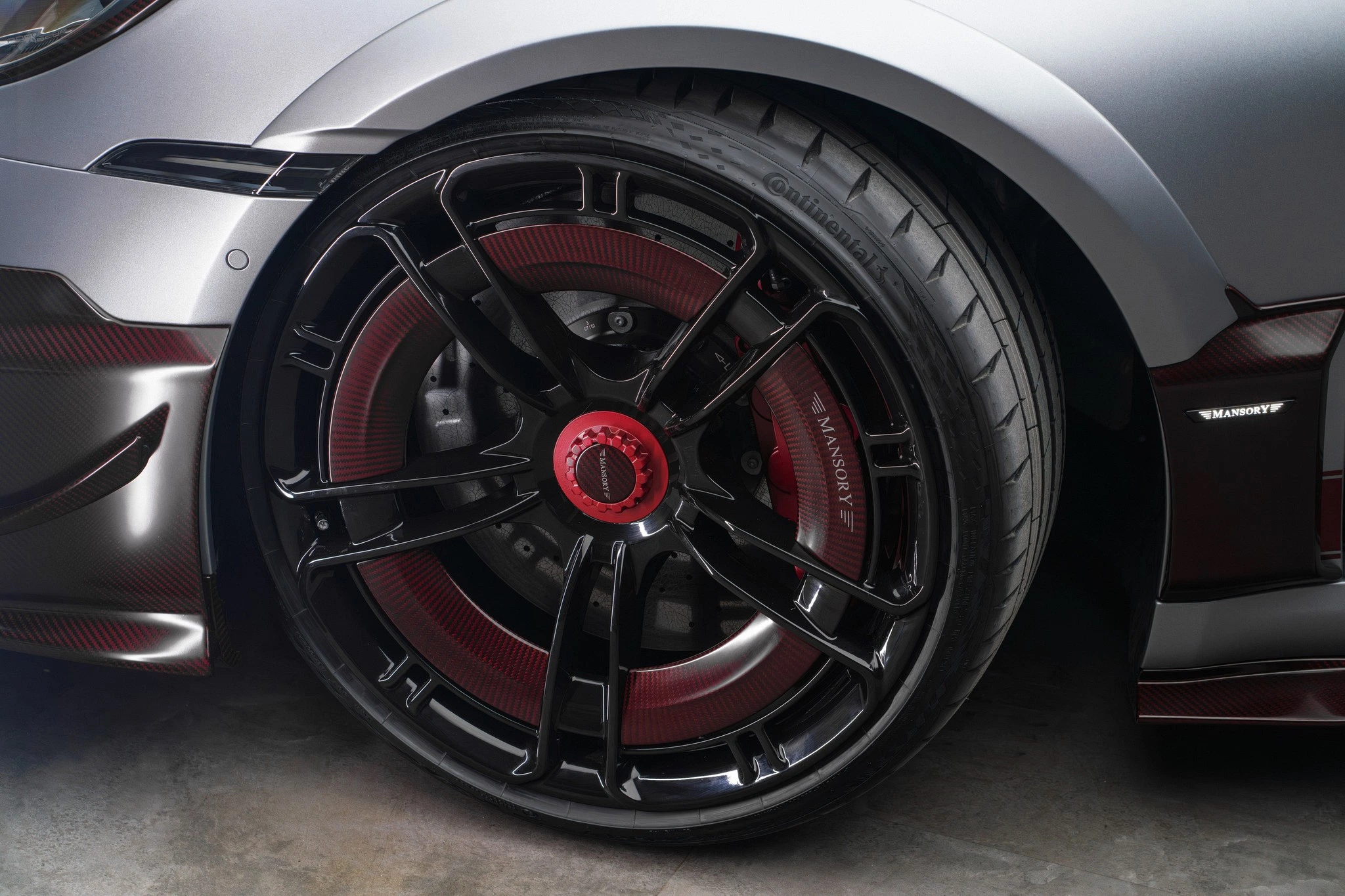 Mansory Porsche 911 Turbo S 992.2 — rear diffuser detail