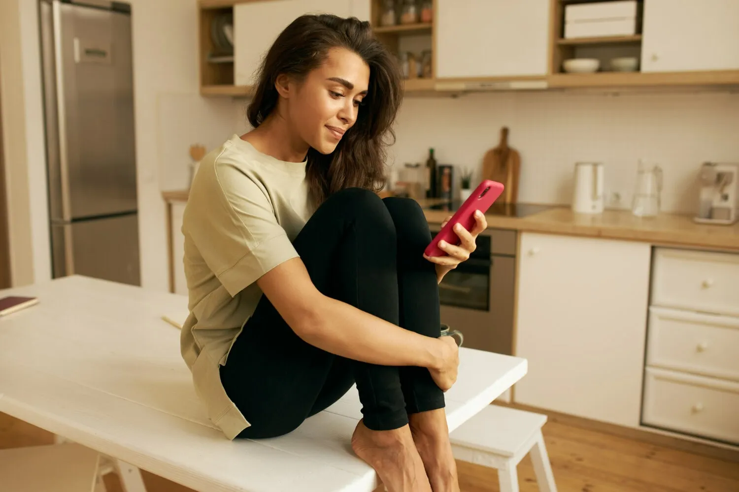girl texting
