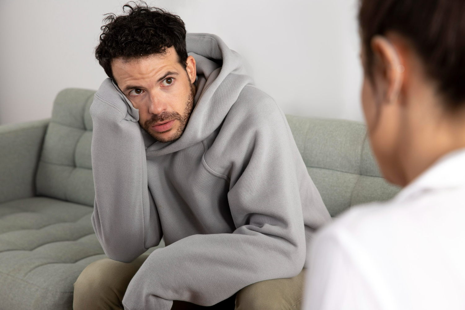Individual meeting with a therapist for treatment of co-occurring mental health and substance use disorders.