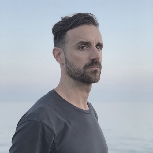 Headshot of Mark Laughlin