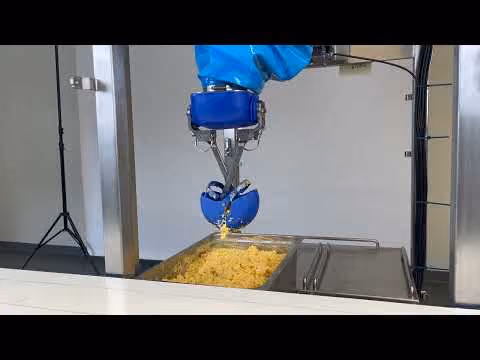 New Ingredient: Chef Robots Can Now Serve Super Sticky Foods