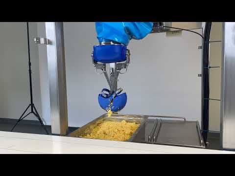 New Ingredient: Chef Robots Can Now Serve Super Sticky Foods