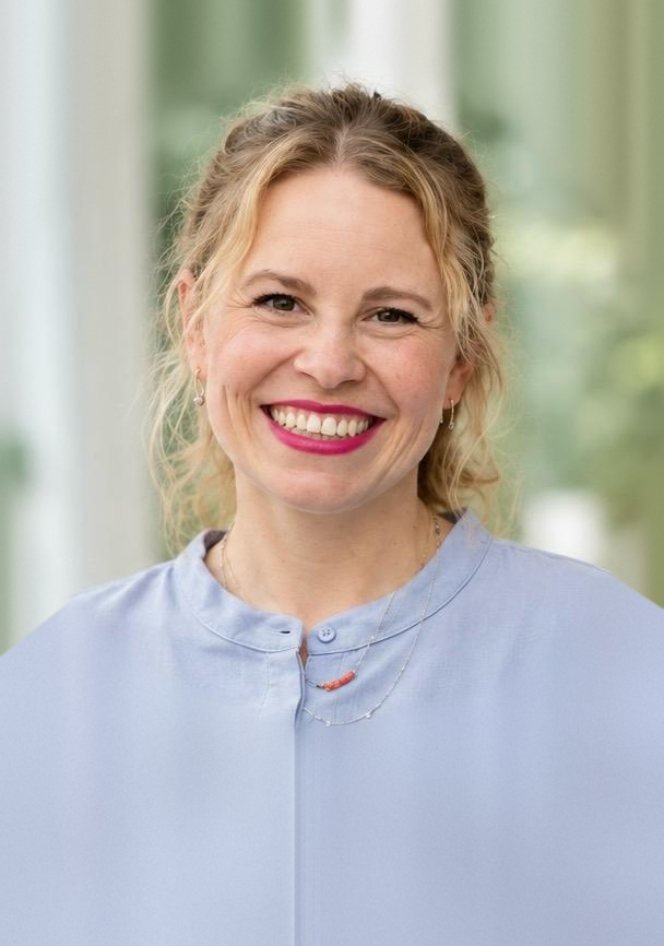 Dr. Elisabeth Hollunder